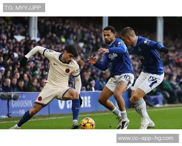 英超争冠形势紧张第2到第11名仅差4分竞争激烈